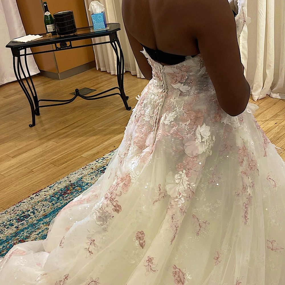 Dazzling Wedding Ball Gown - Sophia Tolli - Picture 9 of 9